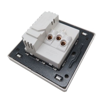 پریز برق با پورت شارژ USB توکار دیواری