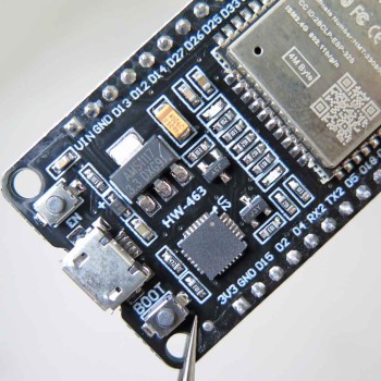برد توسعه ESP32 دارای بلوتوث ، وایفای داخلی و مبدل سریال CP2102