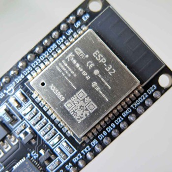 برد توسعه ESP32 دارای بلوتوث ، وایفای داخلی و مبدل سریال CP2102 برد توسعه ESP32 دارای بلوتوث ، وایفای داخلی و مبدل سریال CP2102