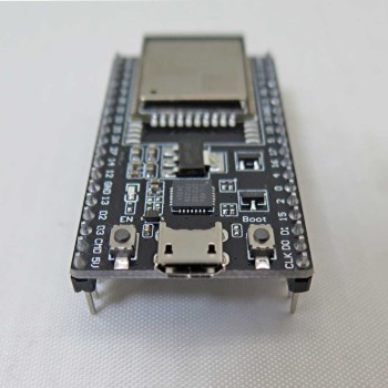 برد توسعه ESP32 WROOM-32D دارای بلوتوث وایفای داخلی و چیپ CH9102X