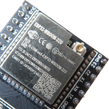 برد توسعه ESP32 WROOM-32U دارای بلوتوث وایفای داخلی و چیپ CP2102