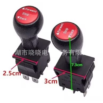 کلید کلنگی 3 حالته 6 پایه 250 ولت 16 آمپر با کاور پلاستیکی