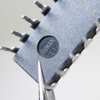 آی سی میکروکنترلر ATmega8A-PU با پکیج DIP