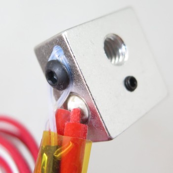 Hotend پرینتر سه بعدی CR8 دارای قطر نازل 0.4mm