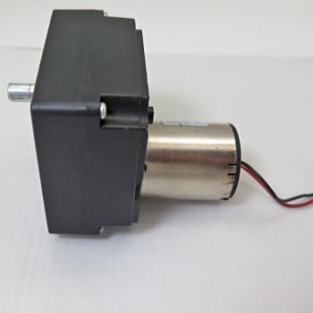 موتور دی سی 24 ولت گیربکس دار مدل E-170A-003 موتور دی سی 24 ولت گیربکس دار مدل E-170A-003