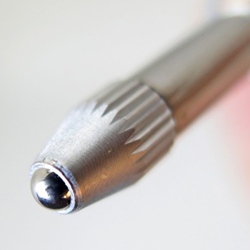 ساعت اندیکاتور دیجیتال دارای کورس 12.7mm و دقت 0.01mm