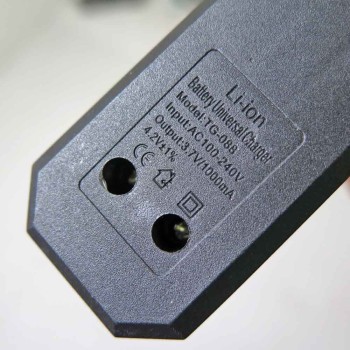 شارژر باتری لیتیوم یون تکی با قطع خودکار