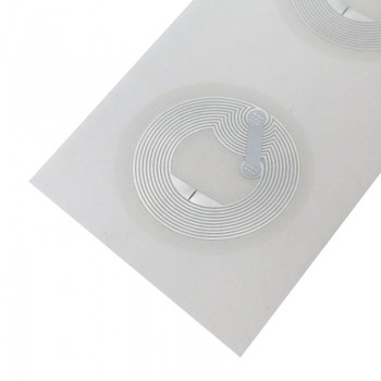 تگ RFID دایره ای چسبی دارای فرکانس 13.56MHz و قطر 25mm پک 2 تایی