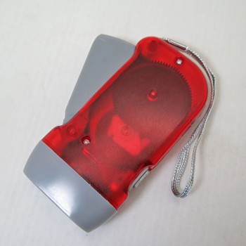 چراغ قوه هندلی با سه LED پرنور